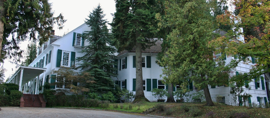 Historic Clark Mansion, Hayden